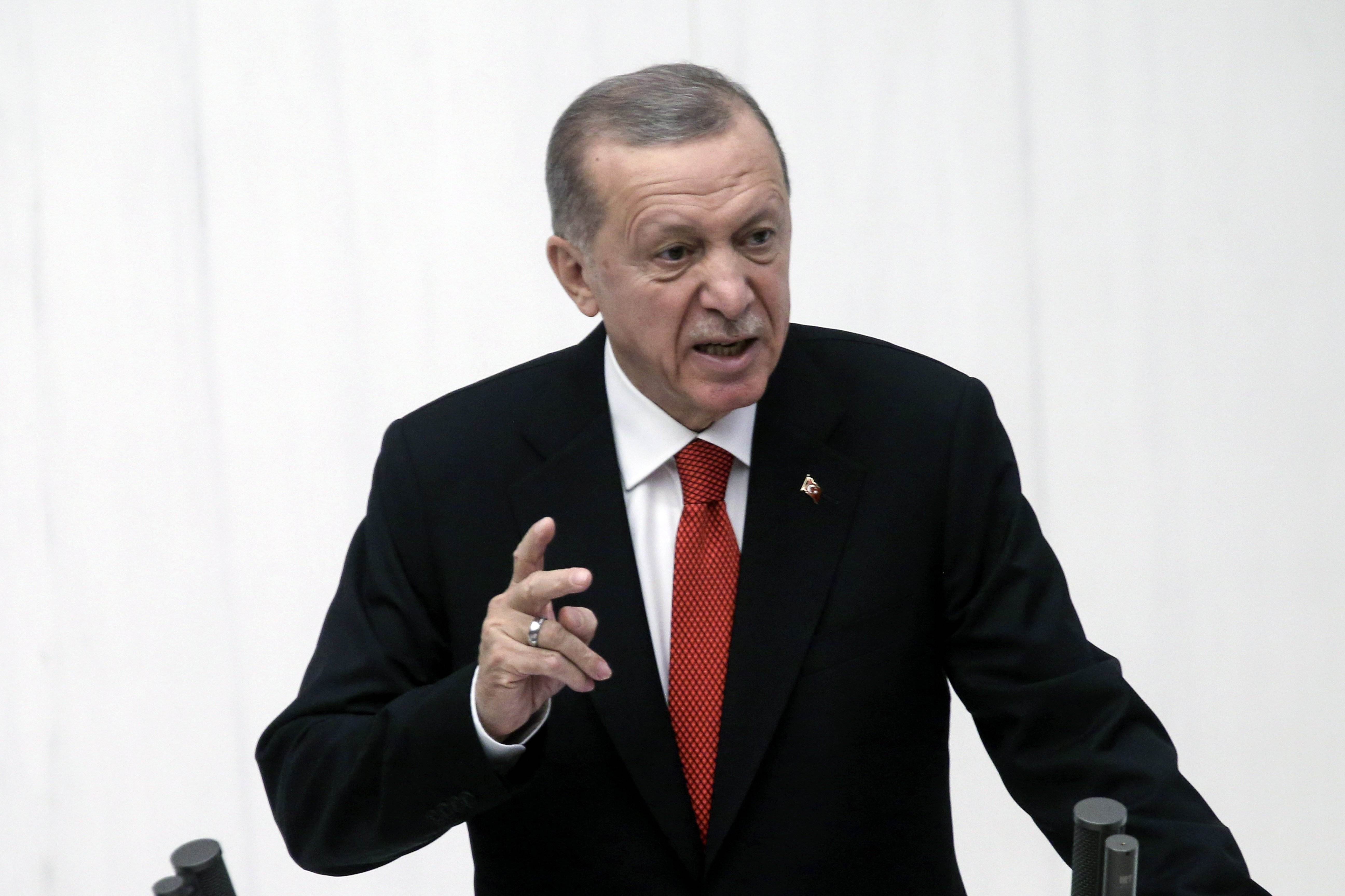 El sorprendente motivo por el cual Erdogan cancela su viaje a España
