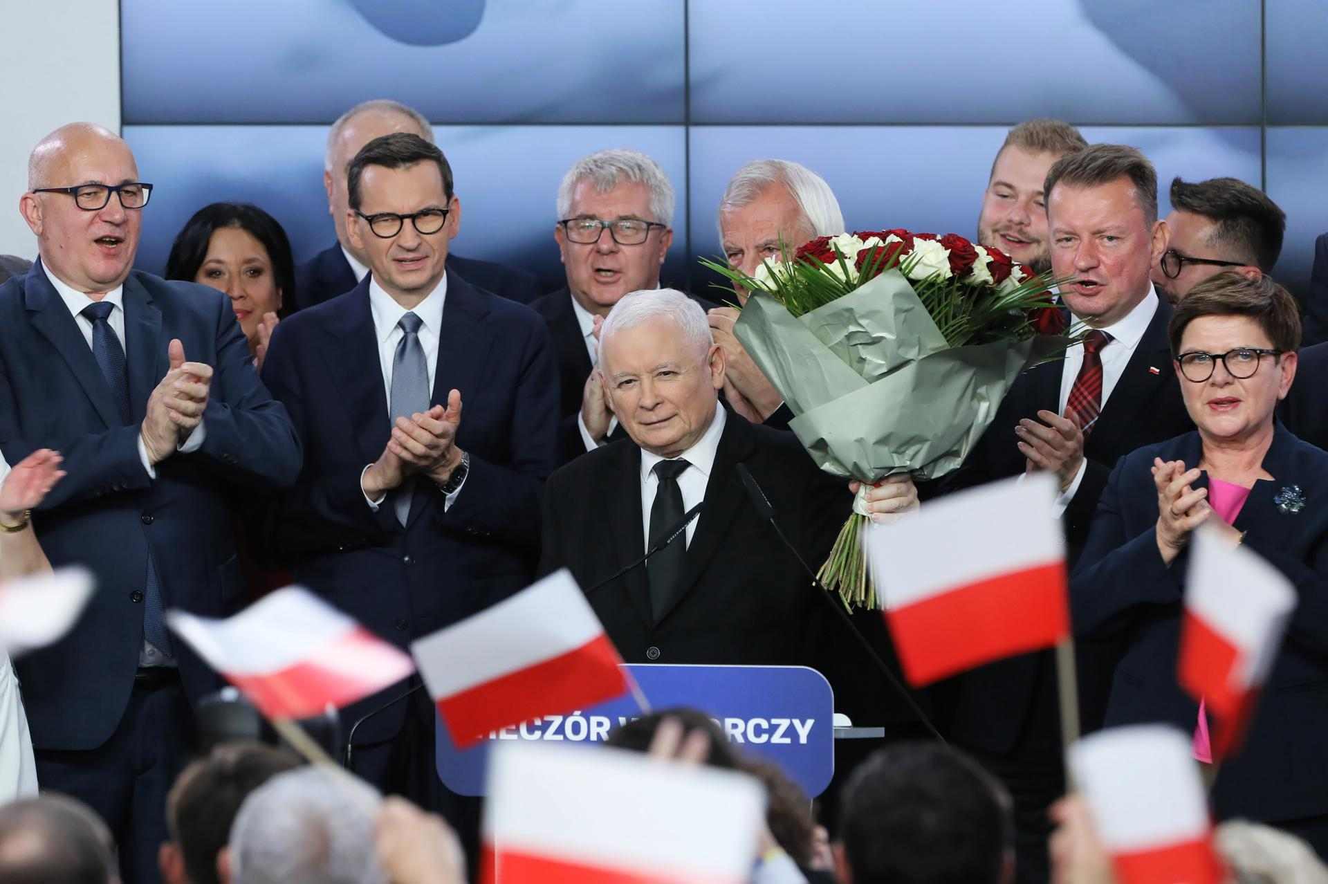 La ultraderecha vuelve a ganar las elecciones en Polonia, pero la oposición podría gobernar