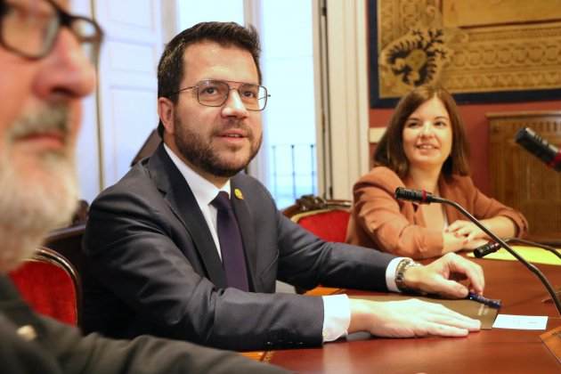 pere aragones reunio senadors catalans foto acn