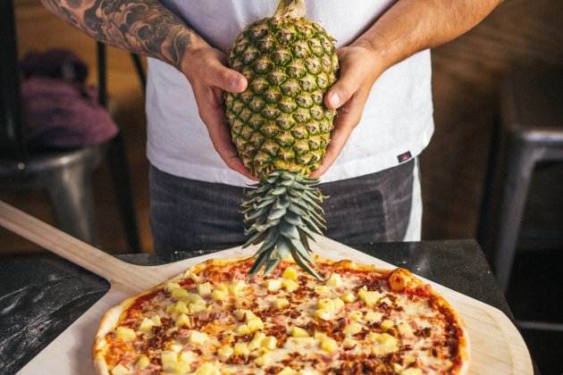 Pizza con Piña