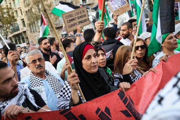 manifestació a favor de palestina barcelona / Foto: Miquel Muñoz