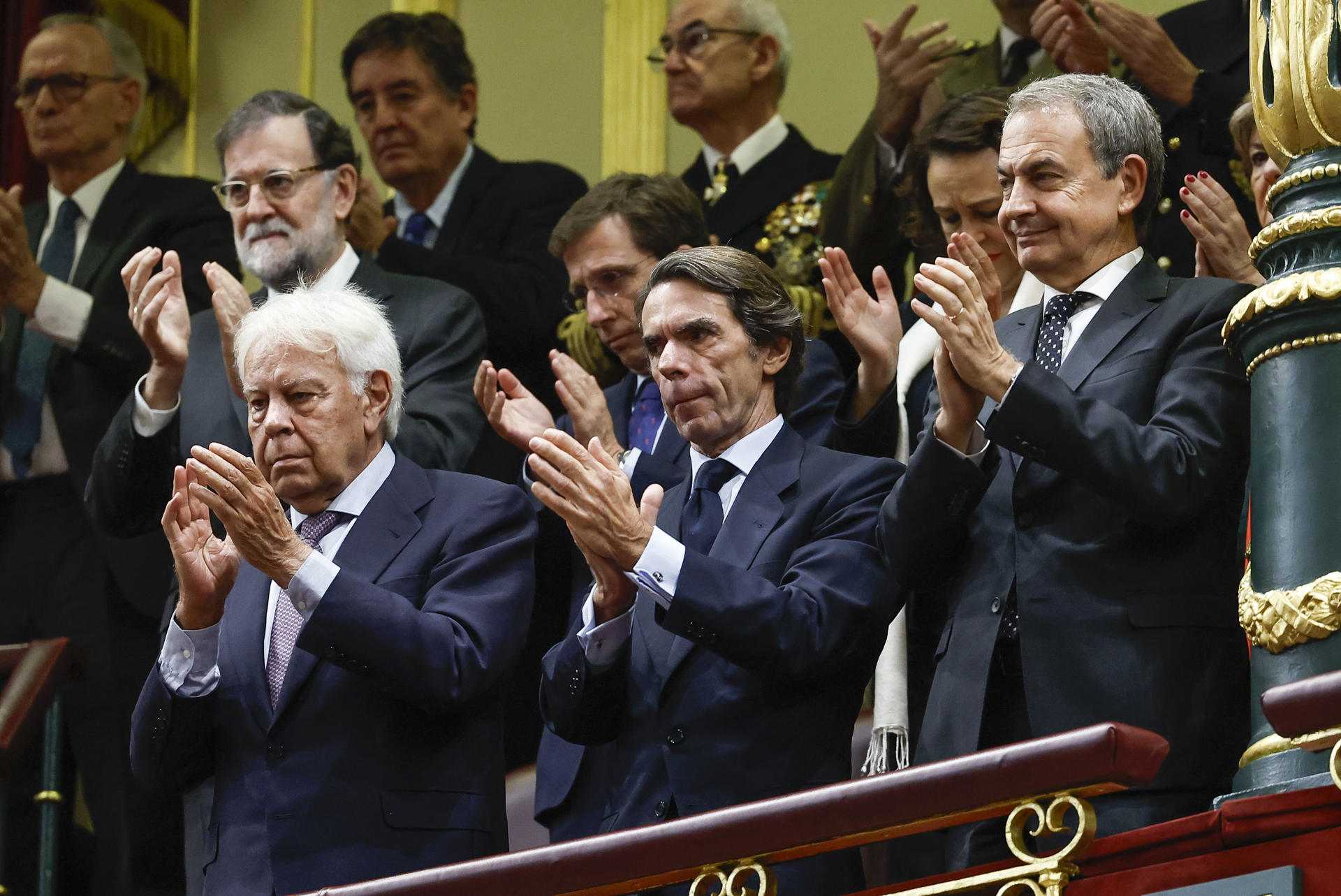 Gonzalez, Rajoy, Zapatero y Aznar jura constitucio Leonor