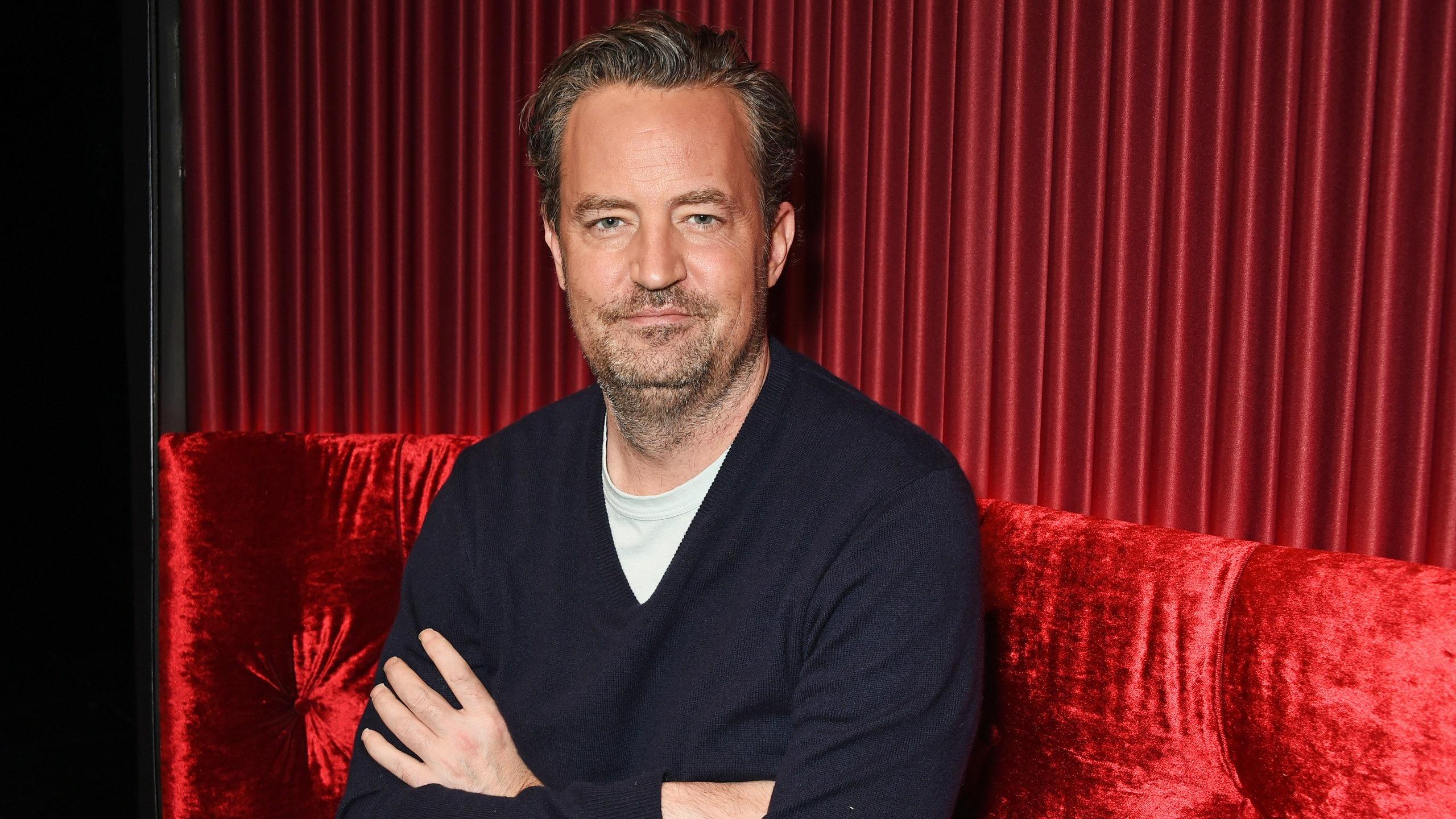 Detinguts dos metges i l'assistent personal de Matthew Perry en relació amb la mort de l'actor