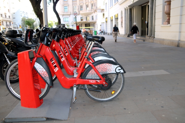 Estació de Bicing a l'avinguda de la Catedral