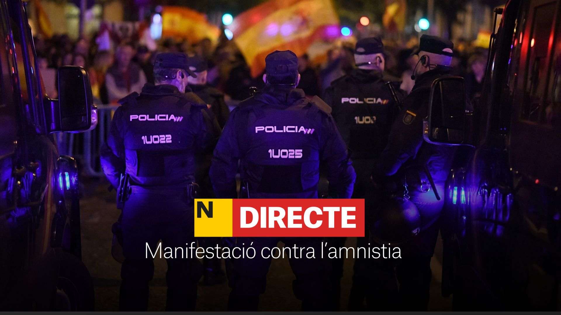 MUÑECAS HINCHABLES EN LA PROTESTA ULTRA