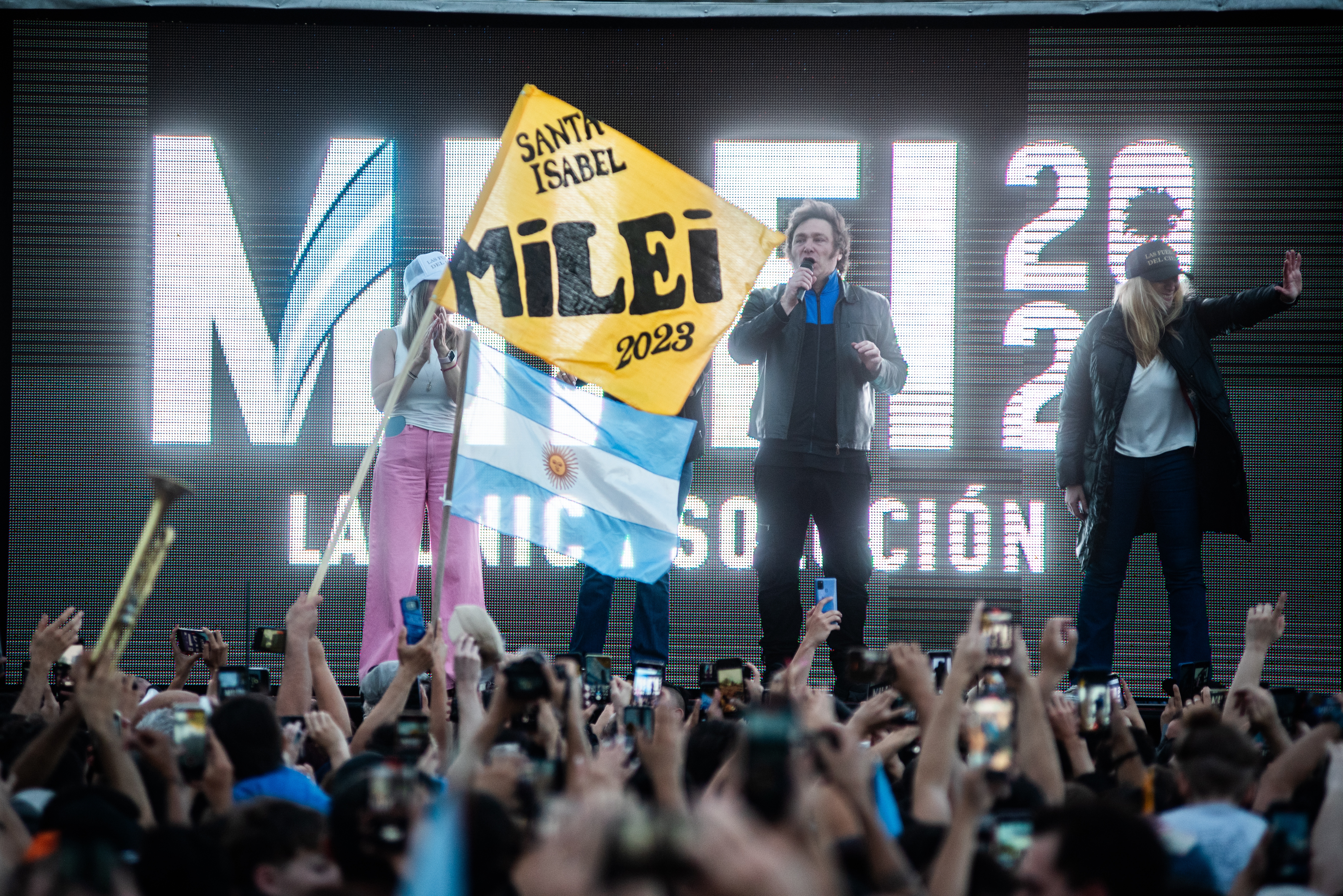 Segunda vuelta elecciones Argentina 2023: el ultraderechista Milei intentará imponerse ante Massa