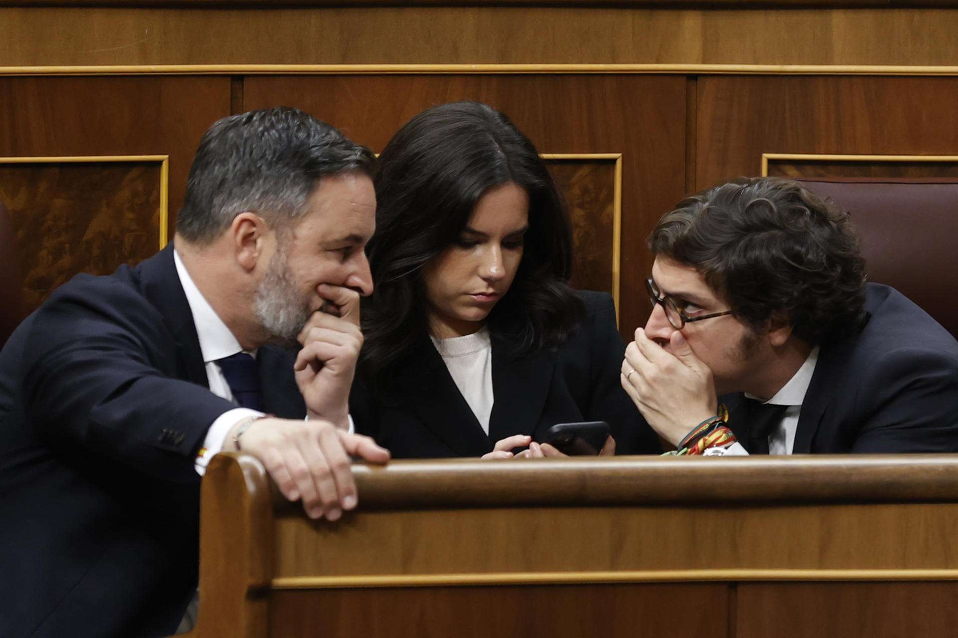 Vox propone al Congreso cerrar las embajadas catalanas en el exterior