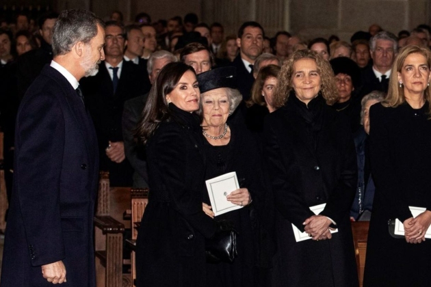 Letizia y la infanta Cristina efe