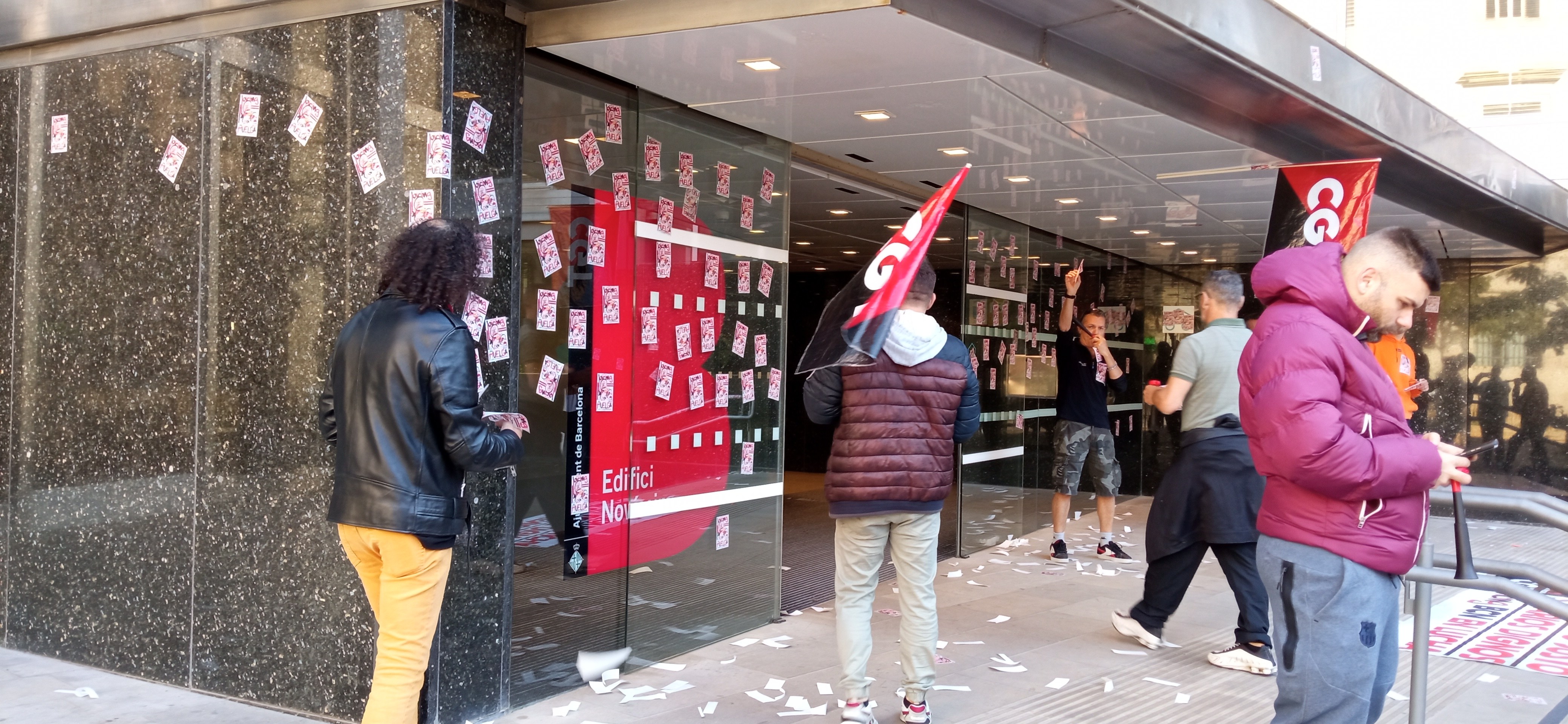 La CGT obre la caixa de resistència per continuar amb la vaga dels treballadors del Bicing