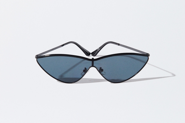 Gafas de sol de mujer con protección UV y forma cat eye en negro