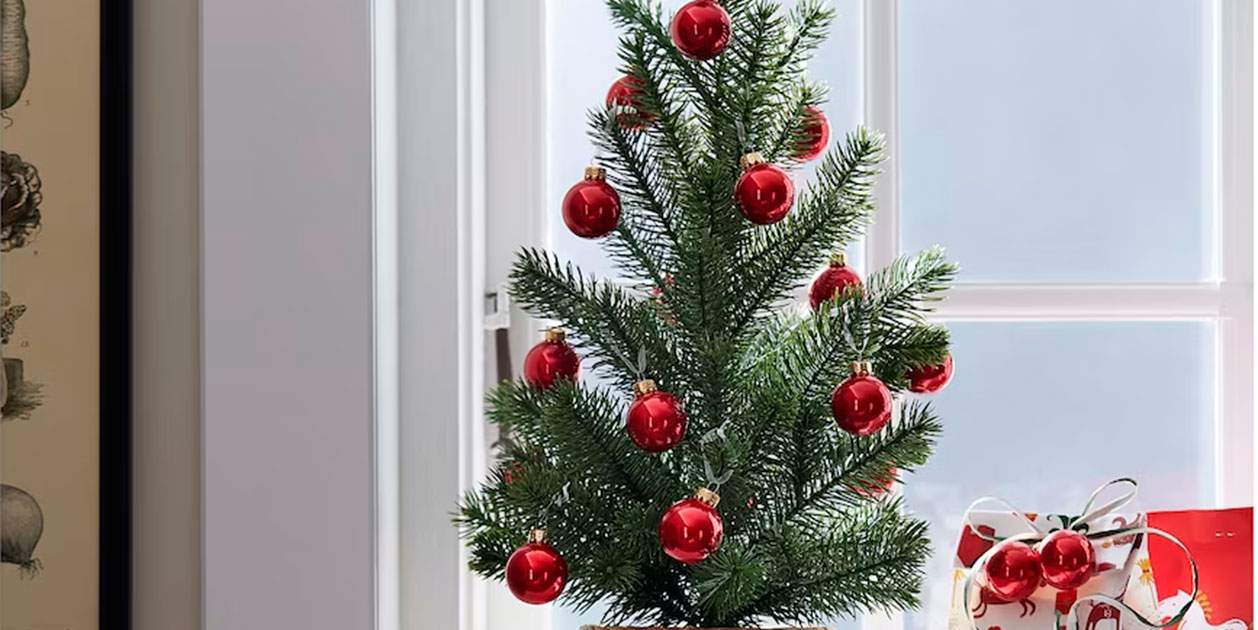 Ikea tiene el árbol de Navidad perfecto para casas sin espacio