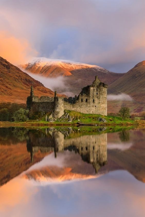 4. Escocia. Castillo de Urquhart. Font Pinterest