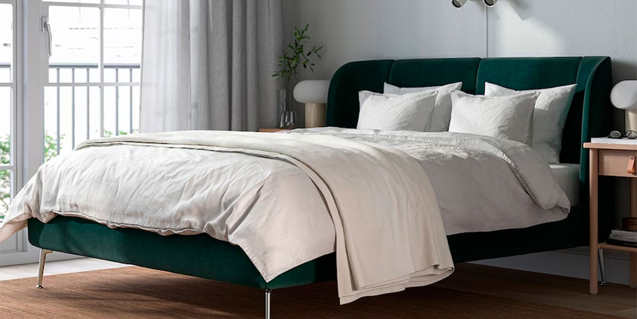 Ikea tiene una cama retro que parece de un catálogo de diseño