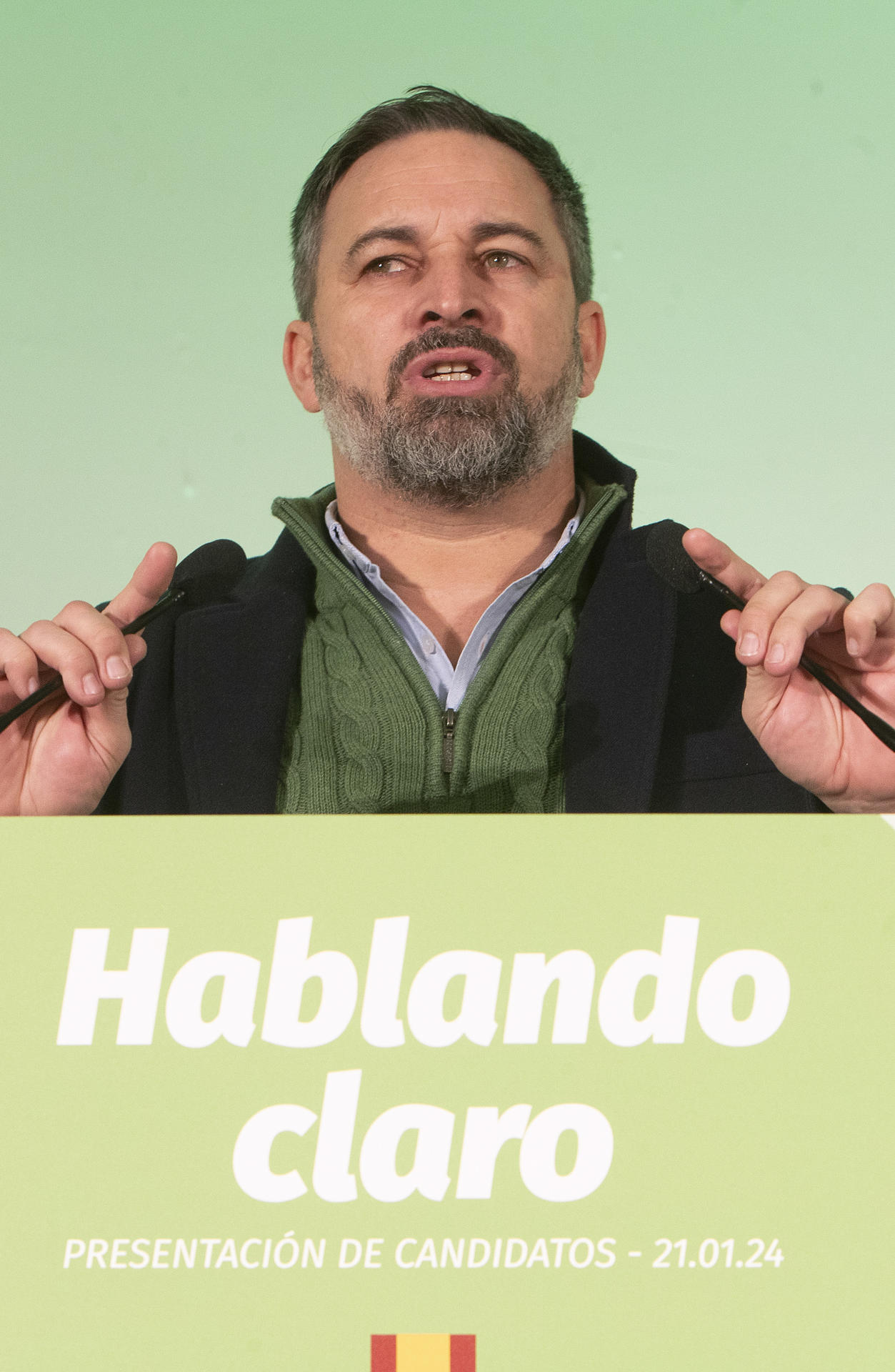 Abascal sostiene que Vox tiene "el deber" de intentar llegar al parlamento gallego: "Hasta que suene la gaita"