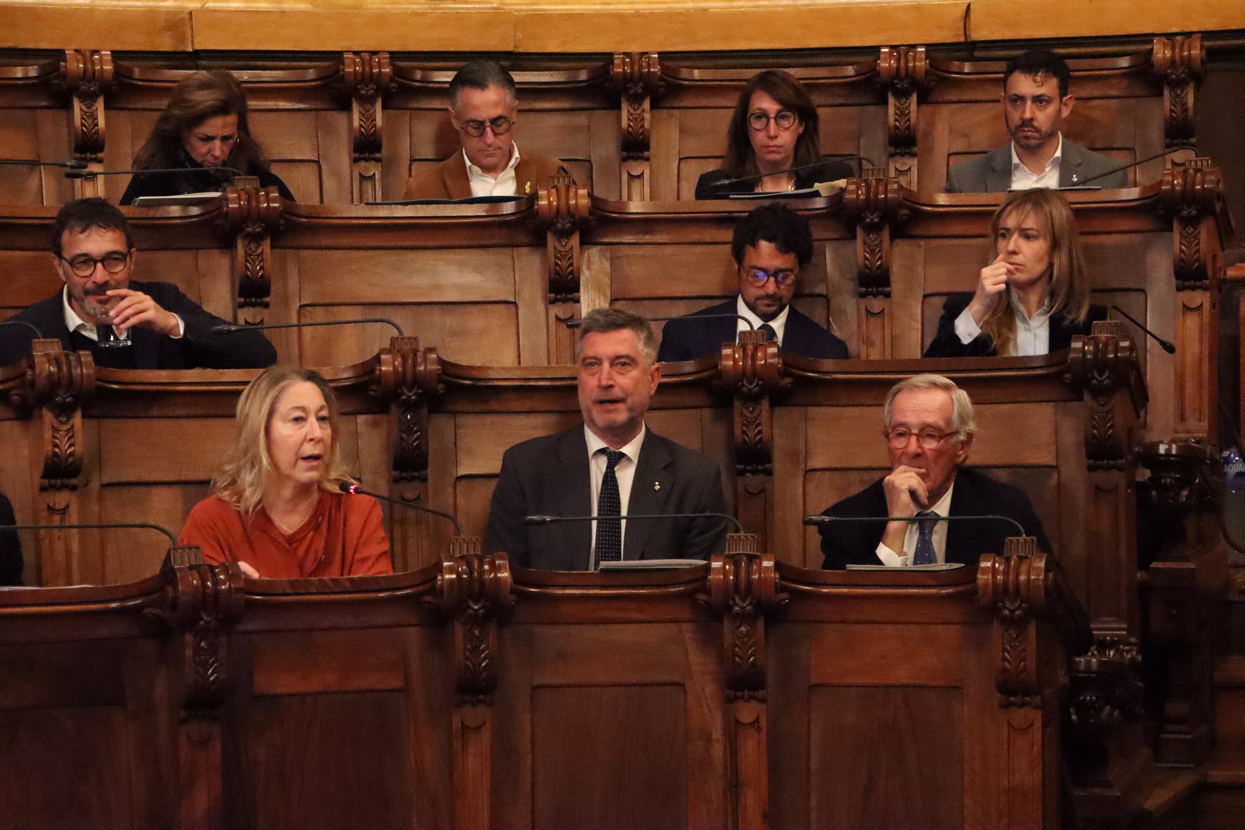 Trias per Barcelona rechaza asistir al "acto de vasallaje a la monarquía española" en el Ayuntamiento