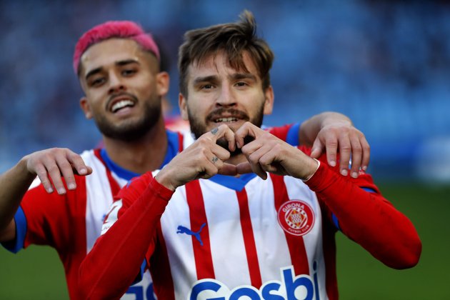 Portu Yan Couto gol Girona Celta / Foto: EFE - Salvador Sas