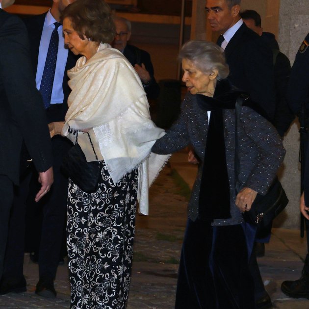 EuropaPress 5730652 reina sofia hermana irene salen auditorio nacional donde asistido concierto