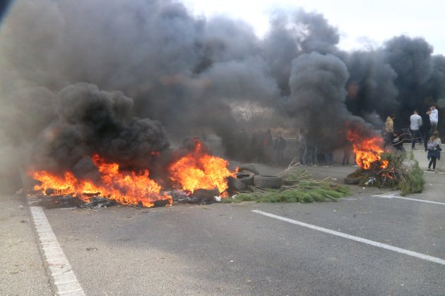 Barricada AP 7 Medinya Pagesos / ACN 