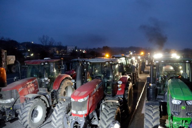 protesta tractors medinyà AP 7 foto acn