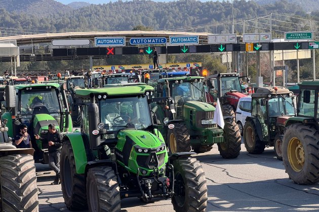 protesta tractos comarques centrals foto acn