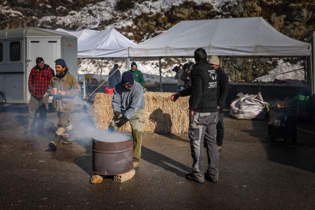 protesta campesinos cuello|garganta de ares foto ACN laura Busquets protesta campesinos cuello|garganta de ares foto ACN laura Busquets