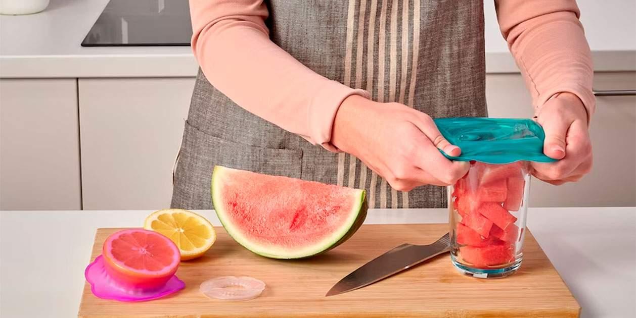 Ikea inventa una campana de silicona per mantenir la fruita fresca (o el que tu vulguis)