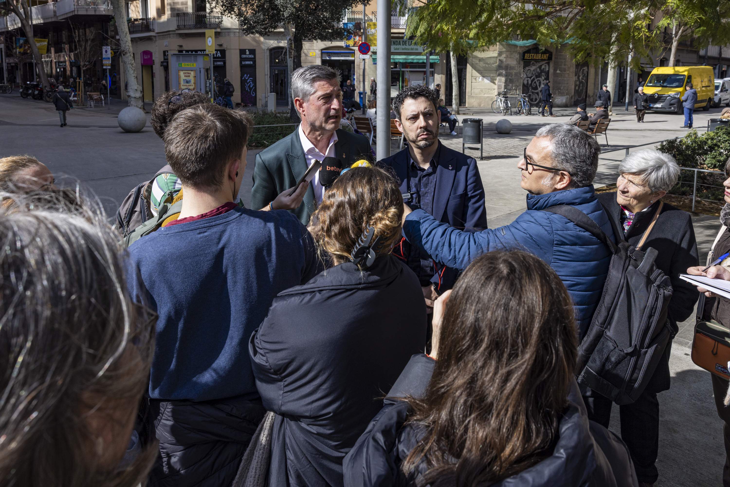 Junts exige a Collboni que "convoque urgentemente" la mesa de prevención y seguridad de Sant Antoni