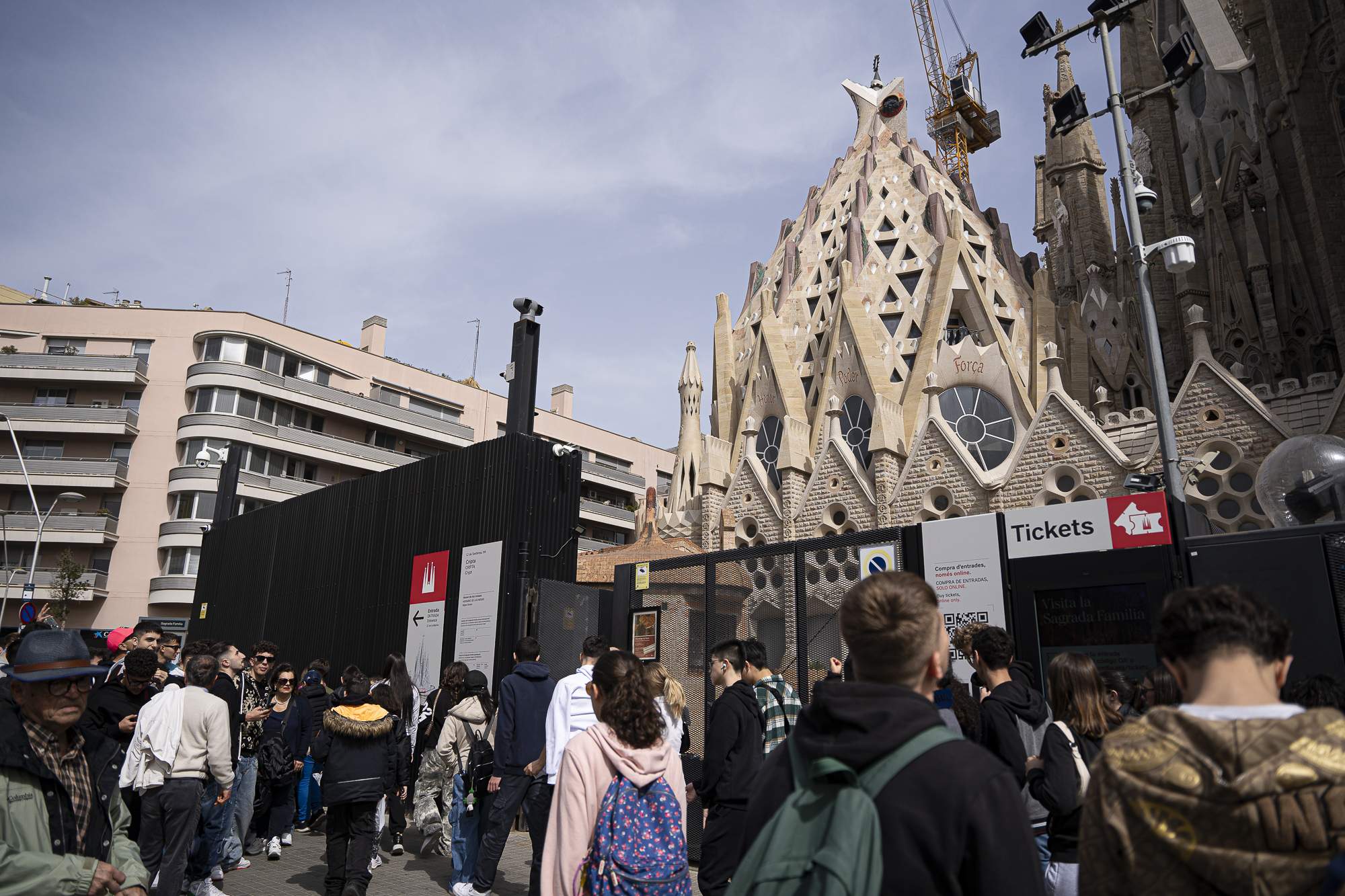 Barcelona invertirá 15 millones para mitigar el impacto del turismo en torno a la Sagrada Familia