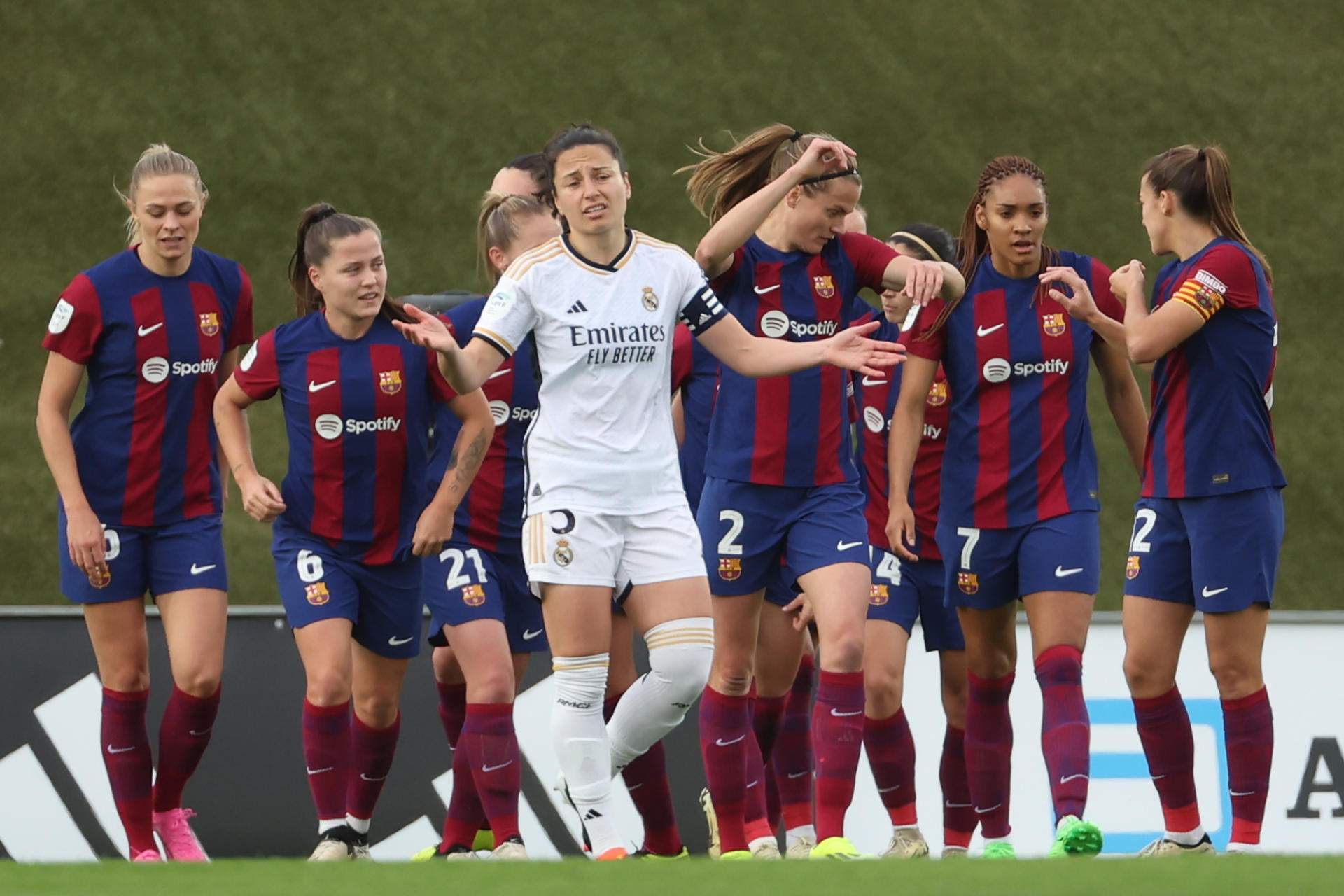 L'estrella del Reial Madrid femení ataca el club blanc: "El Barça va al seu avió; nosaltres, en tren"