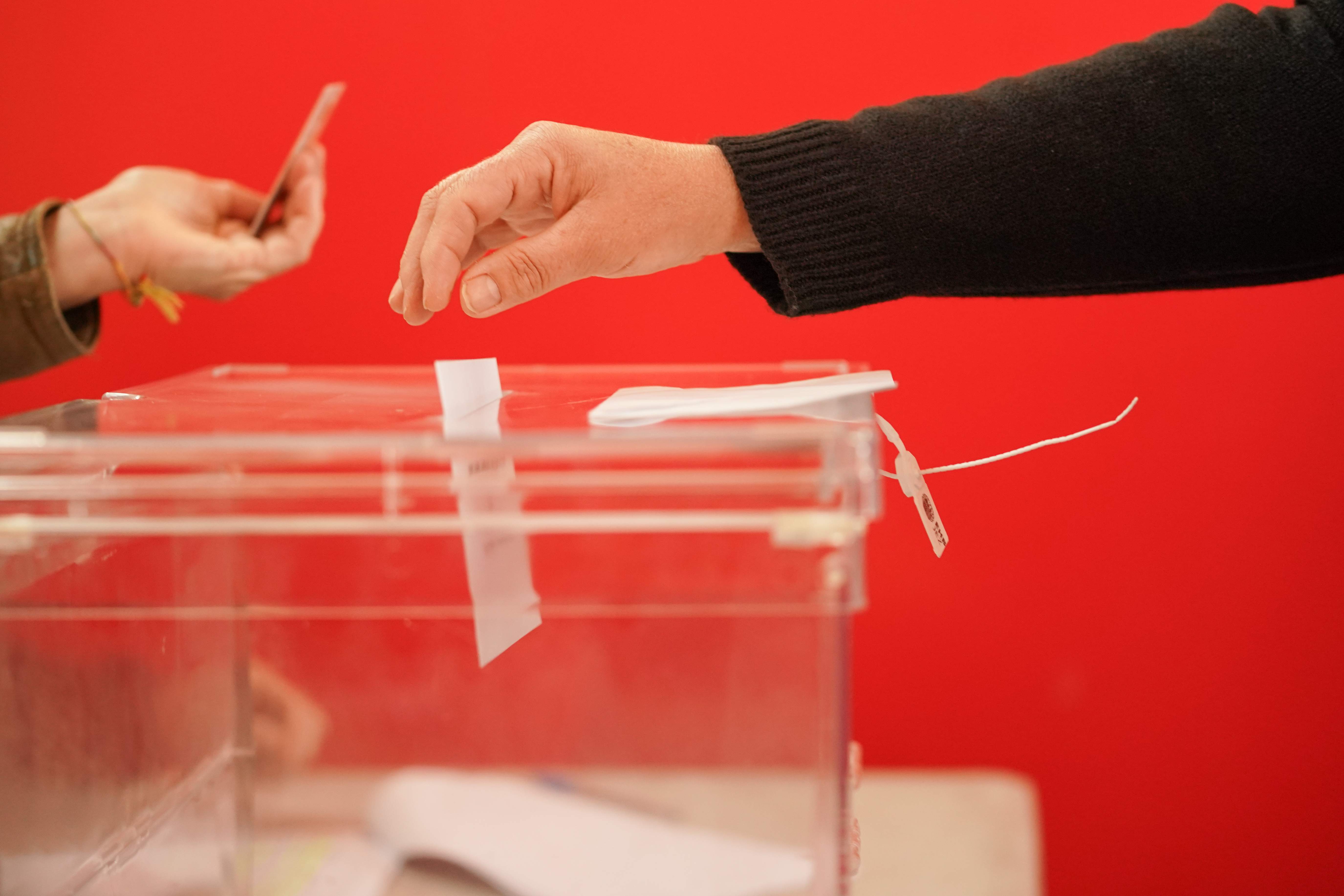 vot urna eleccions pais basc, europa press