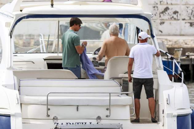 DL u555644 015 DL u555644 015