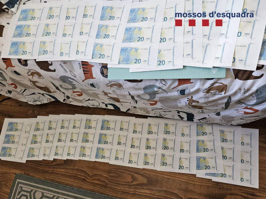 Cada vez circula menos papel moneda, pero los falsificadores todavía existen