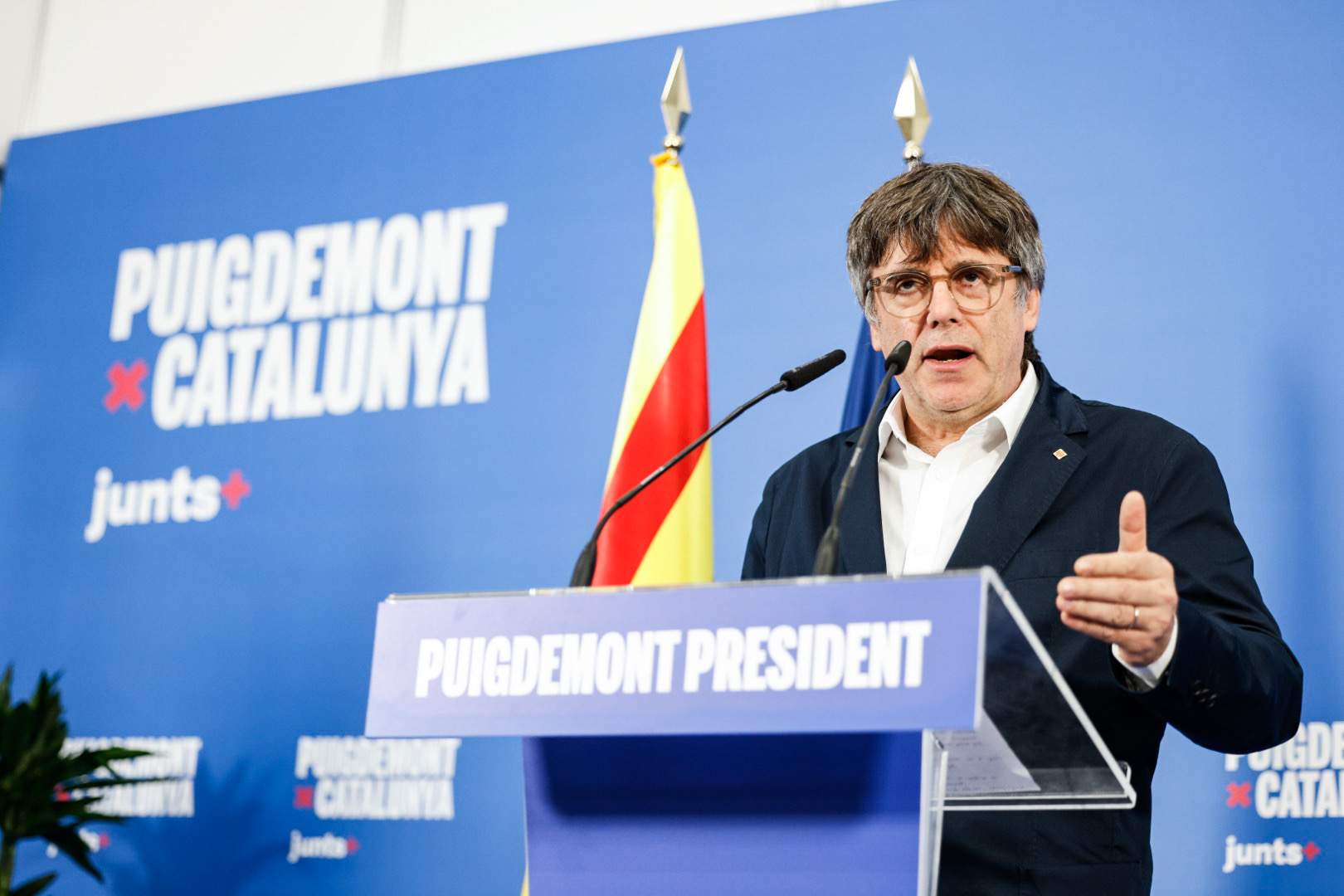 Puigdemont plans to present candidacy to lead a minority government in Catalonia