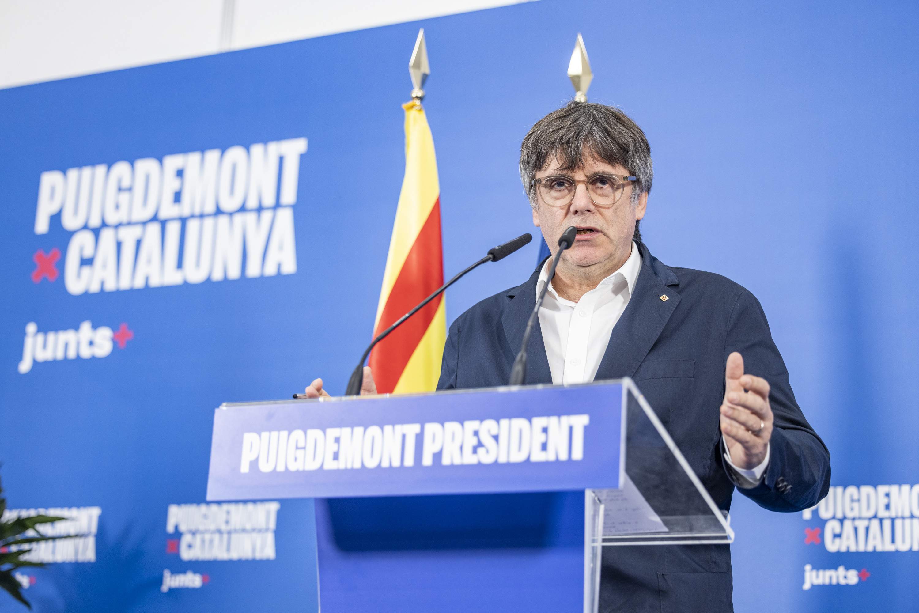 Puigdemont avisa de que los Estados pueden cambiar la historia con la IA: "A ver qué tarda España"