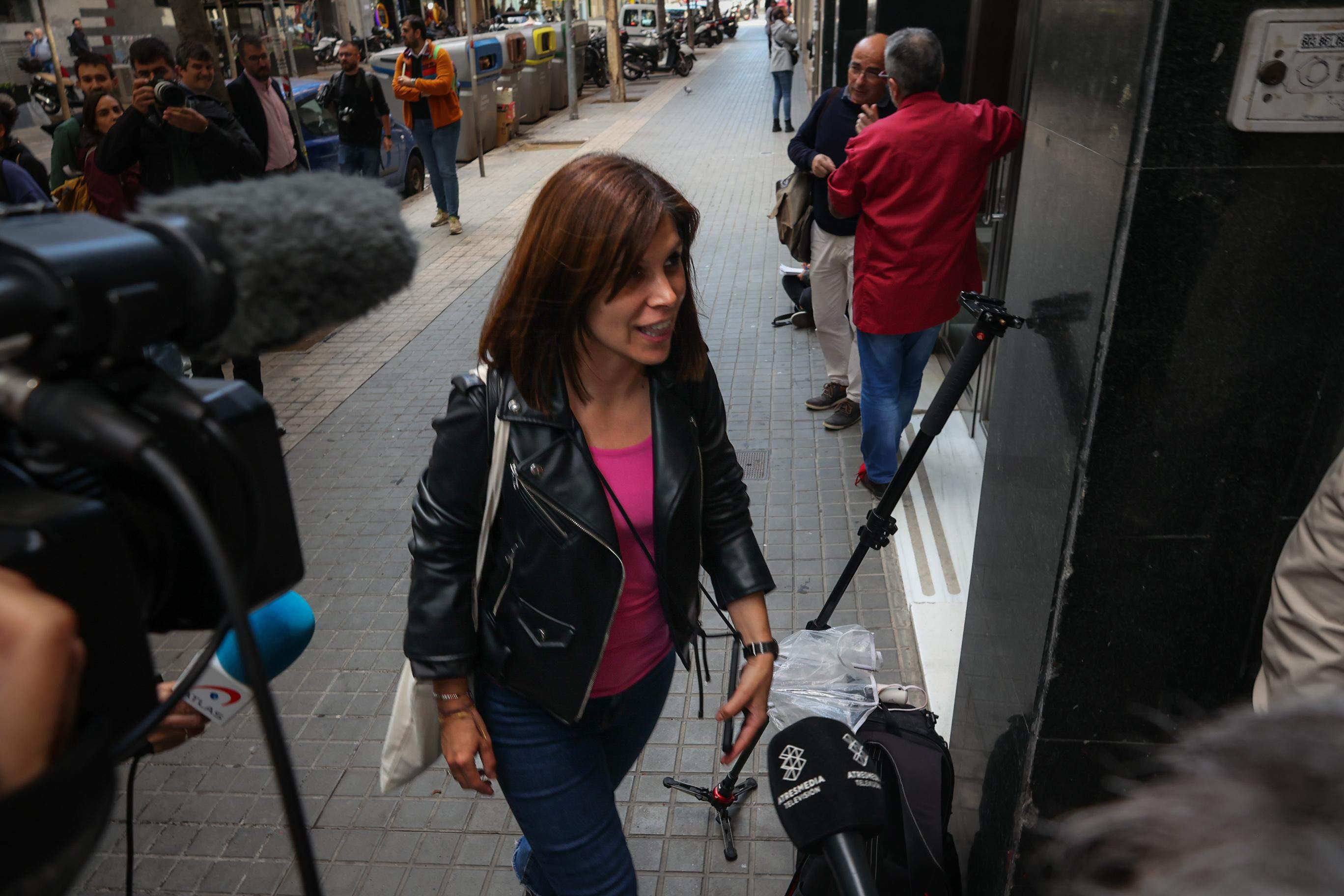 Marta Vilalta, portaveu parlamentaria del partit, arriba a la seu d'ERC  / Foto: Miquel Muñoz 