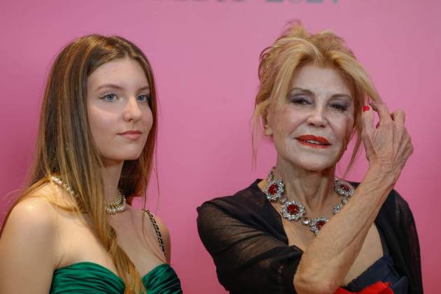 Carmen Cervera e hija Carmen EFE