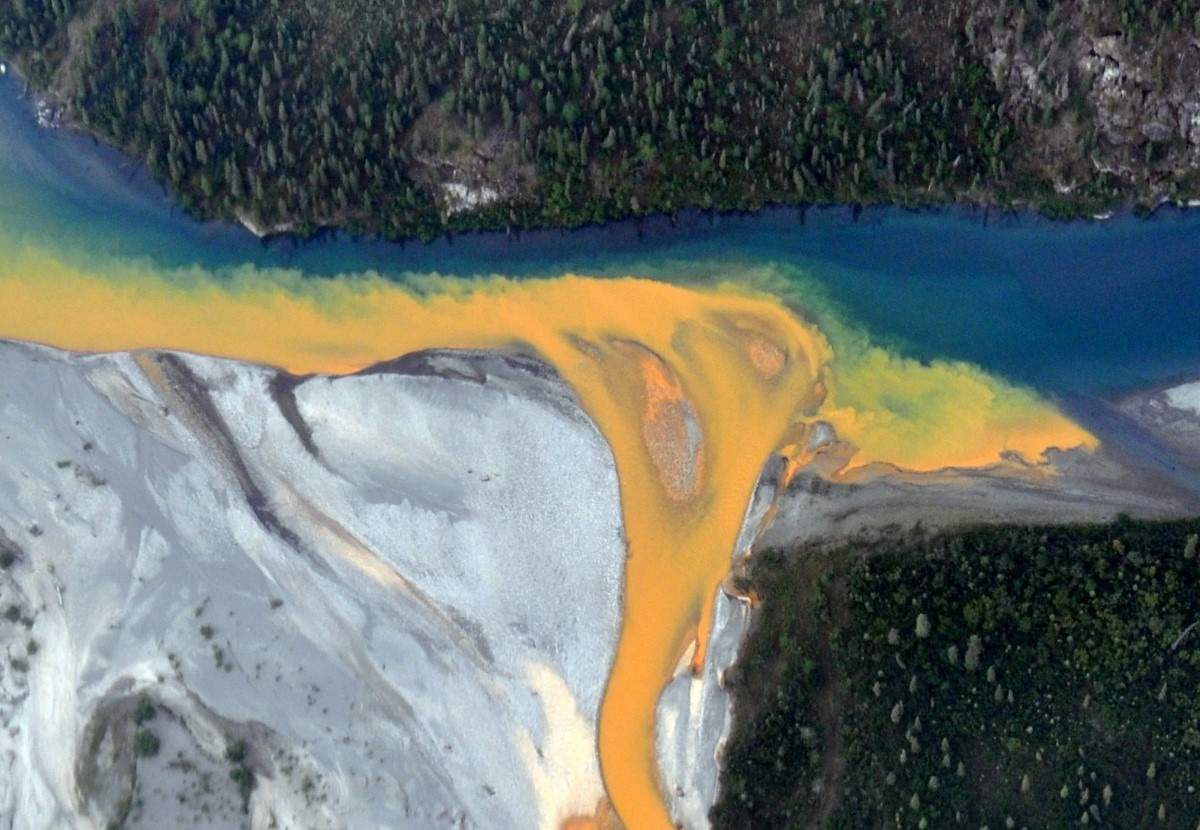Efecto inesperado del cambio climático: los ríos de Alaska se vuelven naranjas