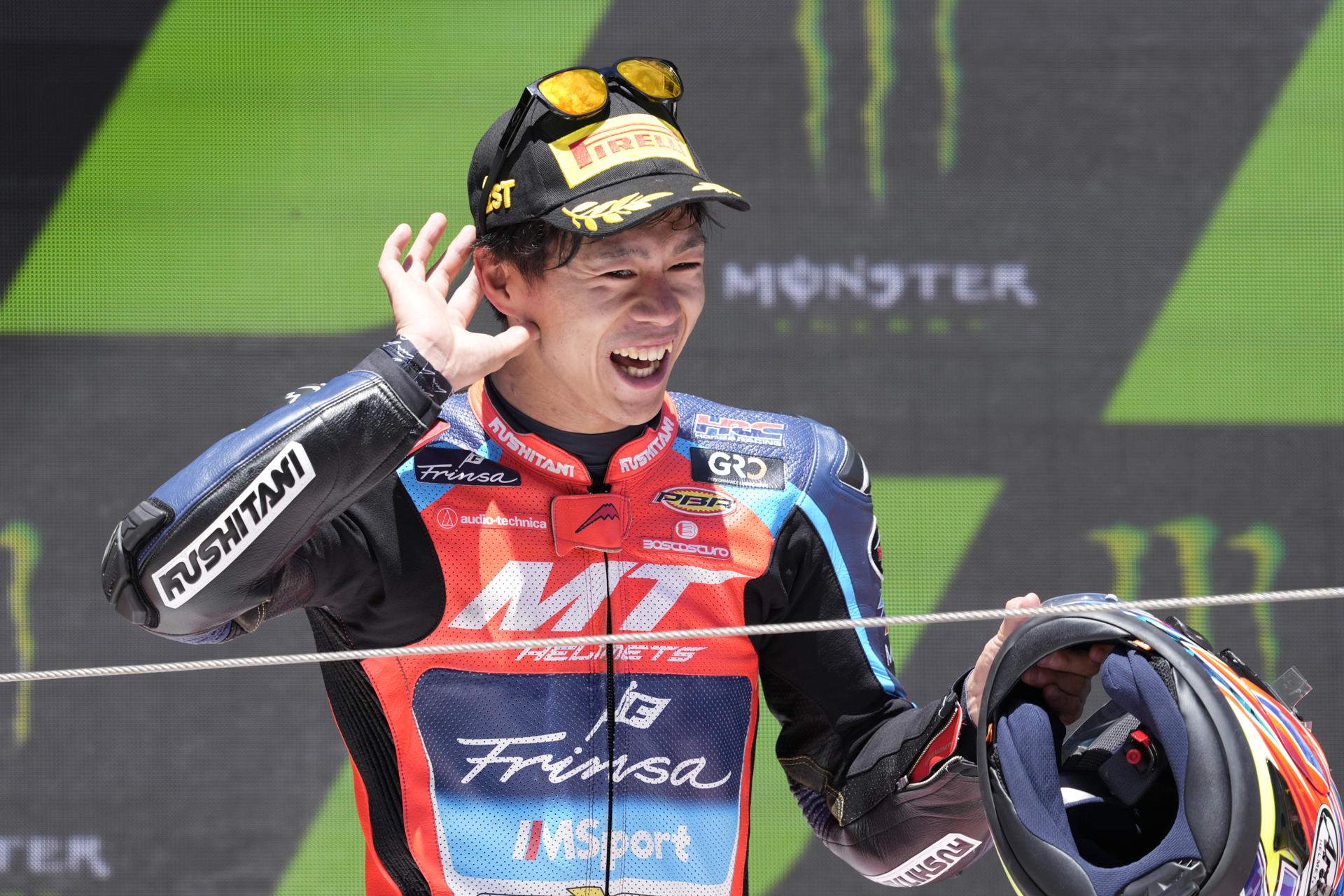 Ogura lidera un nuevo doblete de MT-Helmets en el GP de Catalunya de Moto2