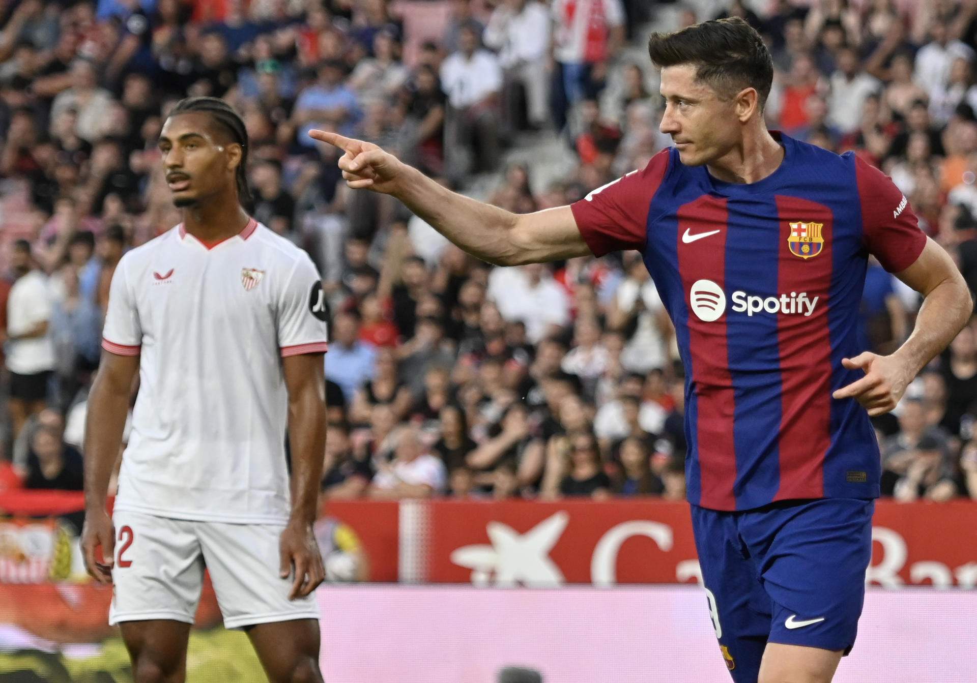 Lewandowski es carrega l'estrella que el Barça tenia tancada per a la davantera