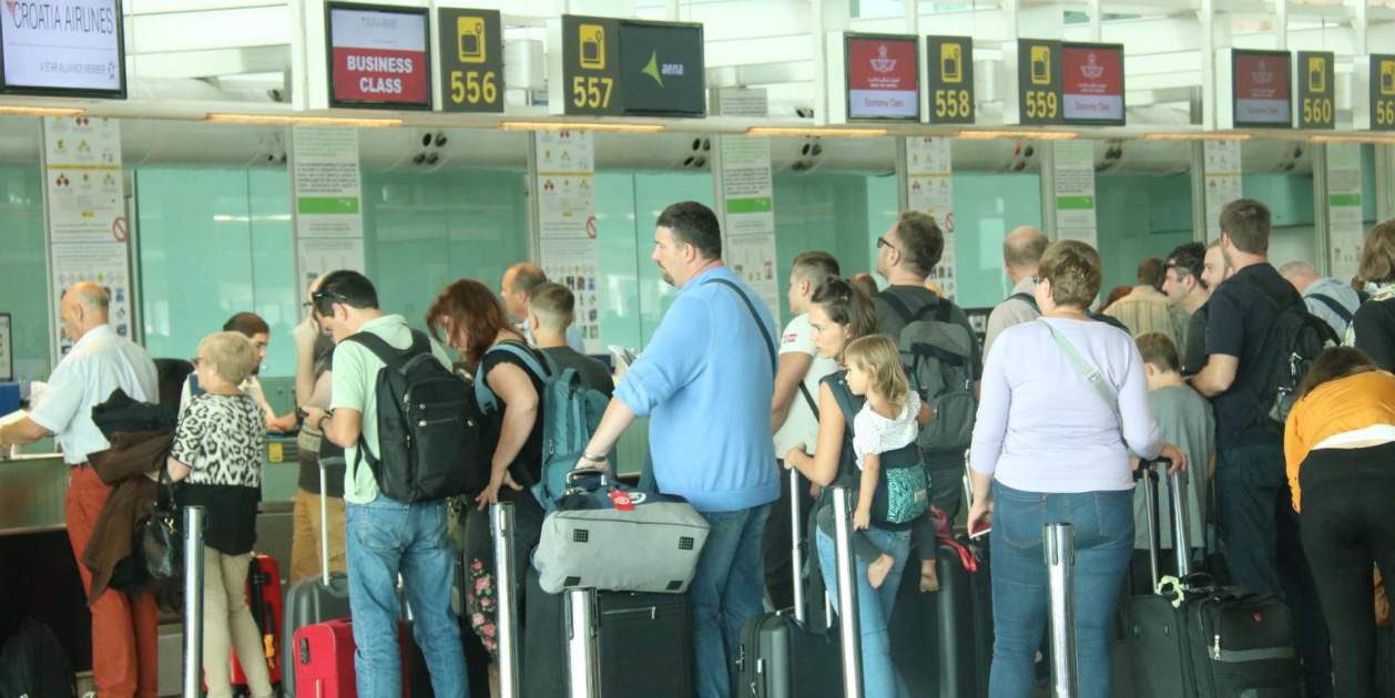 truco evitar colas aeropuerto barcelona