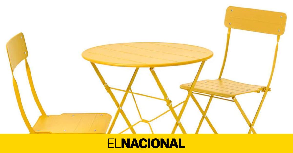 This table with two yellow outdoor chairs is the most requested at IKEA