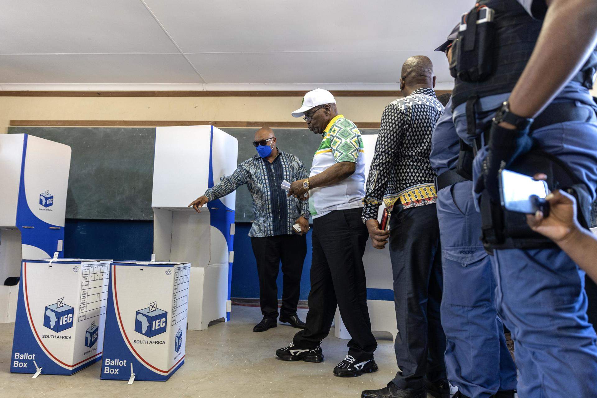 El partido de Mandela pierde la mayoría absoluta treinta años después, según los primeros resultados