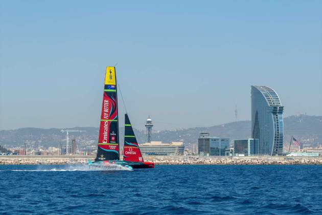 Entrenamientos en la costa de Barcelona para la Copa América / America's Cup, Diputació de Barcelona