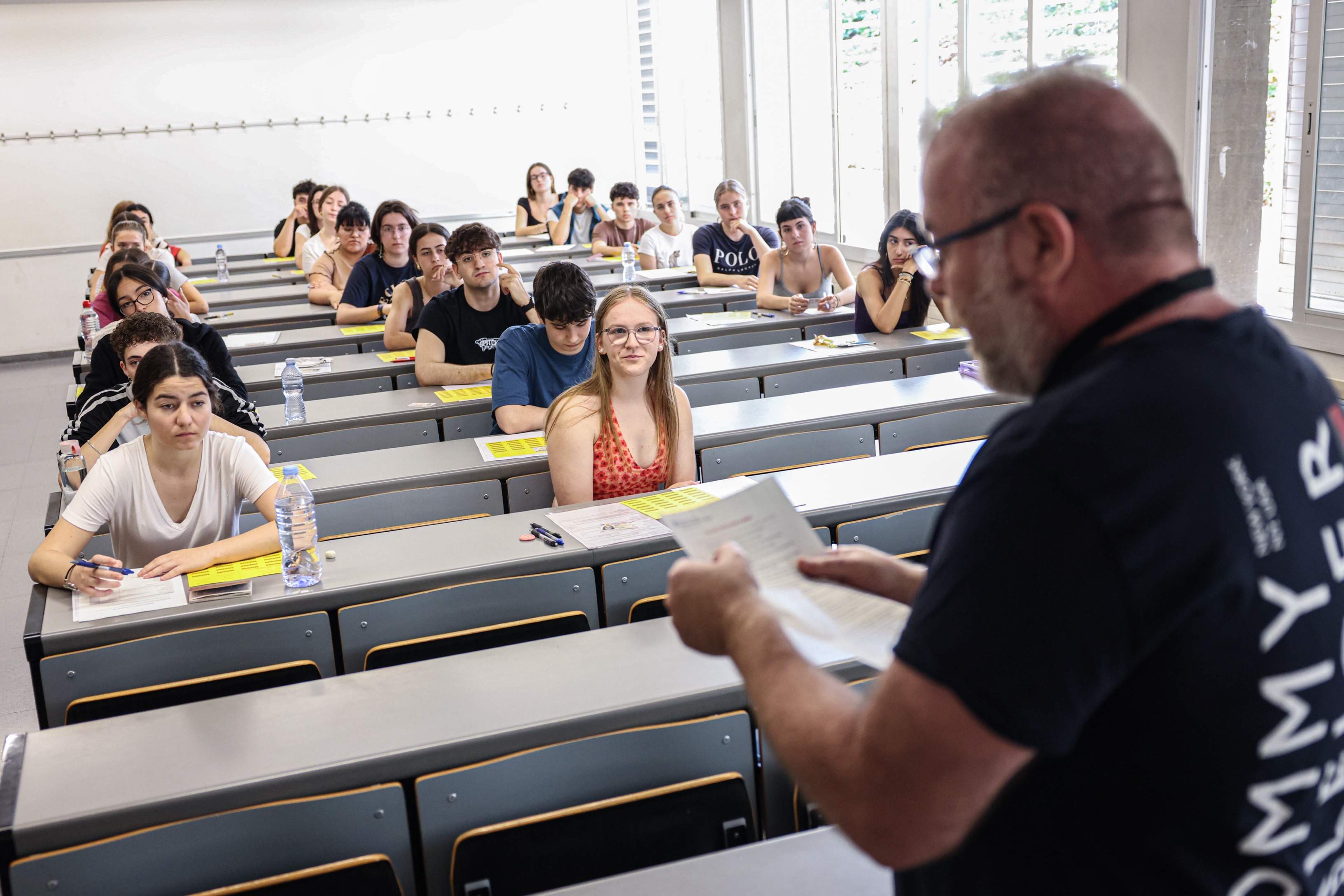 Universitats publica un ejemplo de examen de la nueva selectividad este octubre ante la ira estudiantil