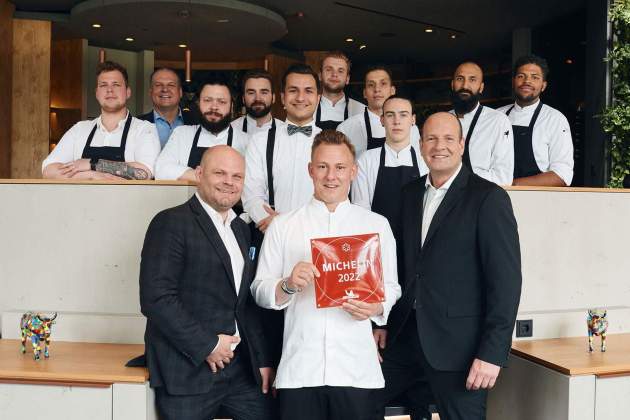 El equipo del restaurante Michelin en el aeropuerto Múnic / Foto: Cedida