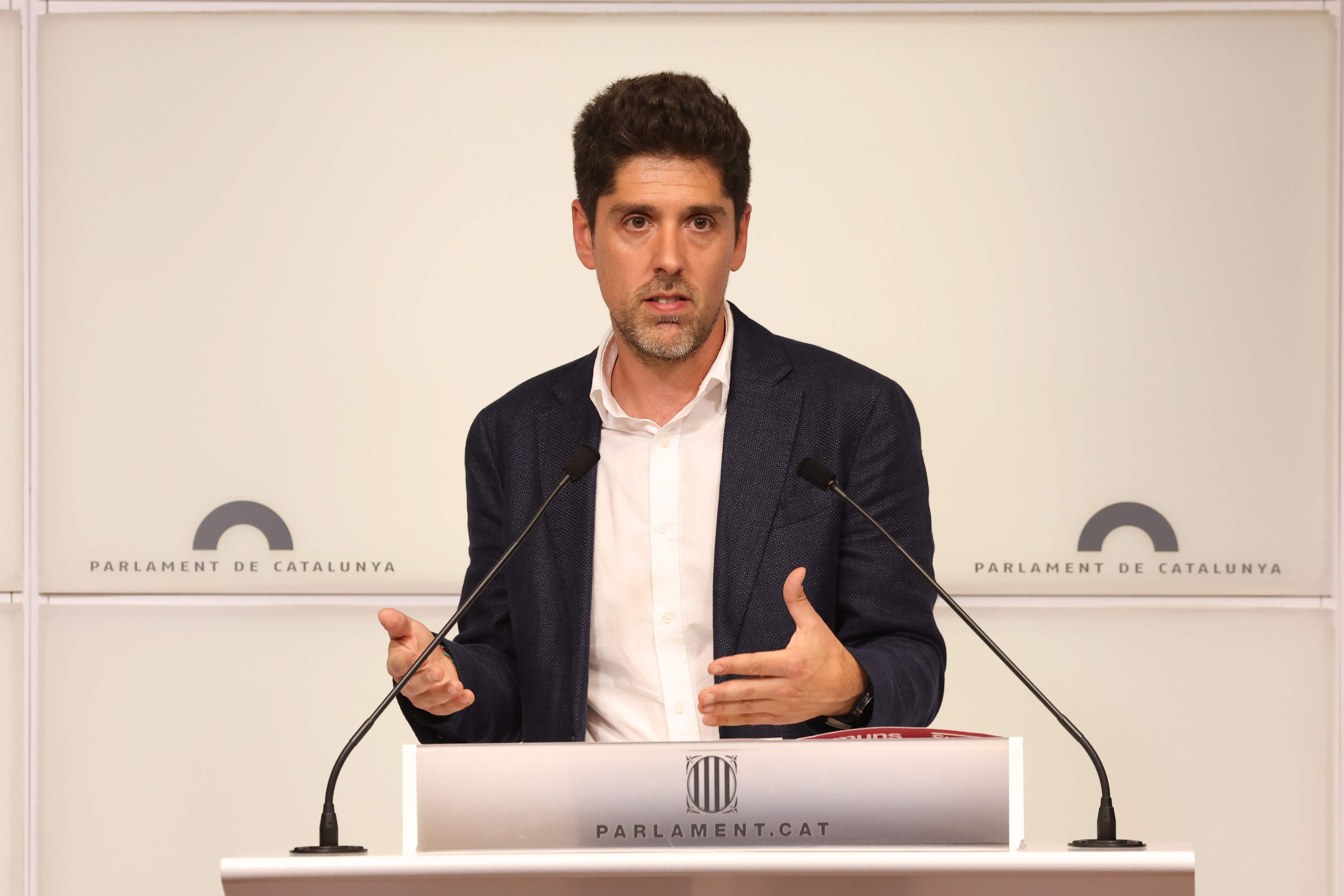 La advertencia de Comuns a Illa: "Si busca la geometría variable con Junts, la legislatura se encallará"