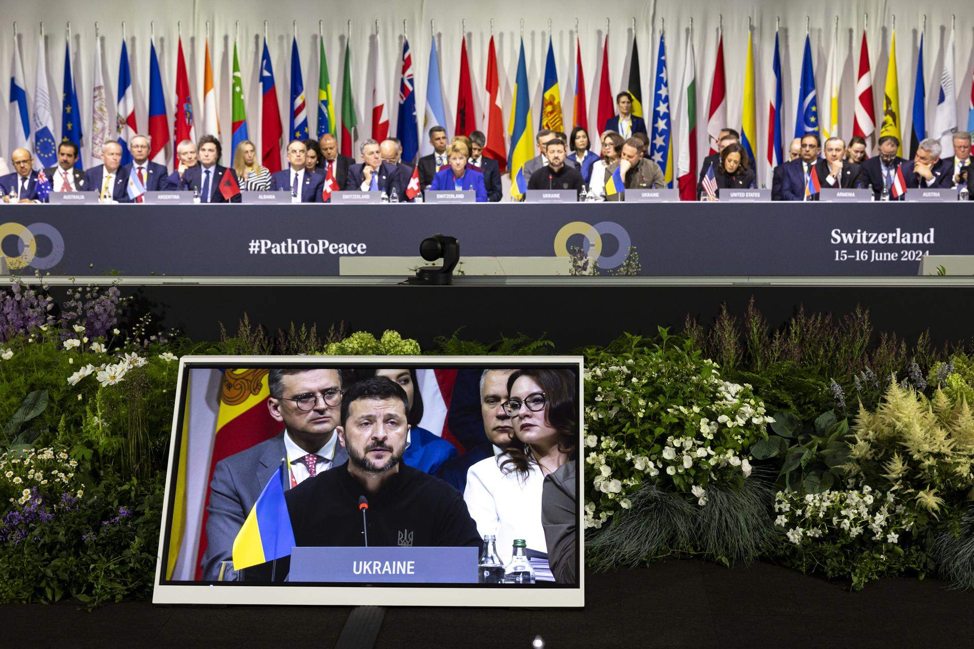 La gran cumbre ucraniana une medio mundo con Zelenski, pero se olvida de los avances con Rusia