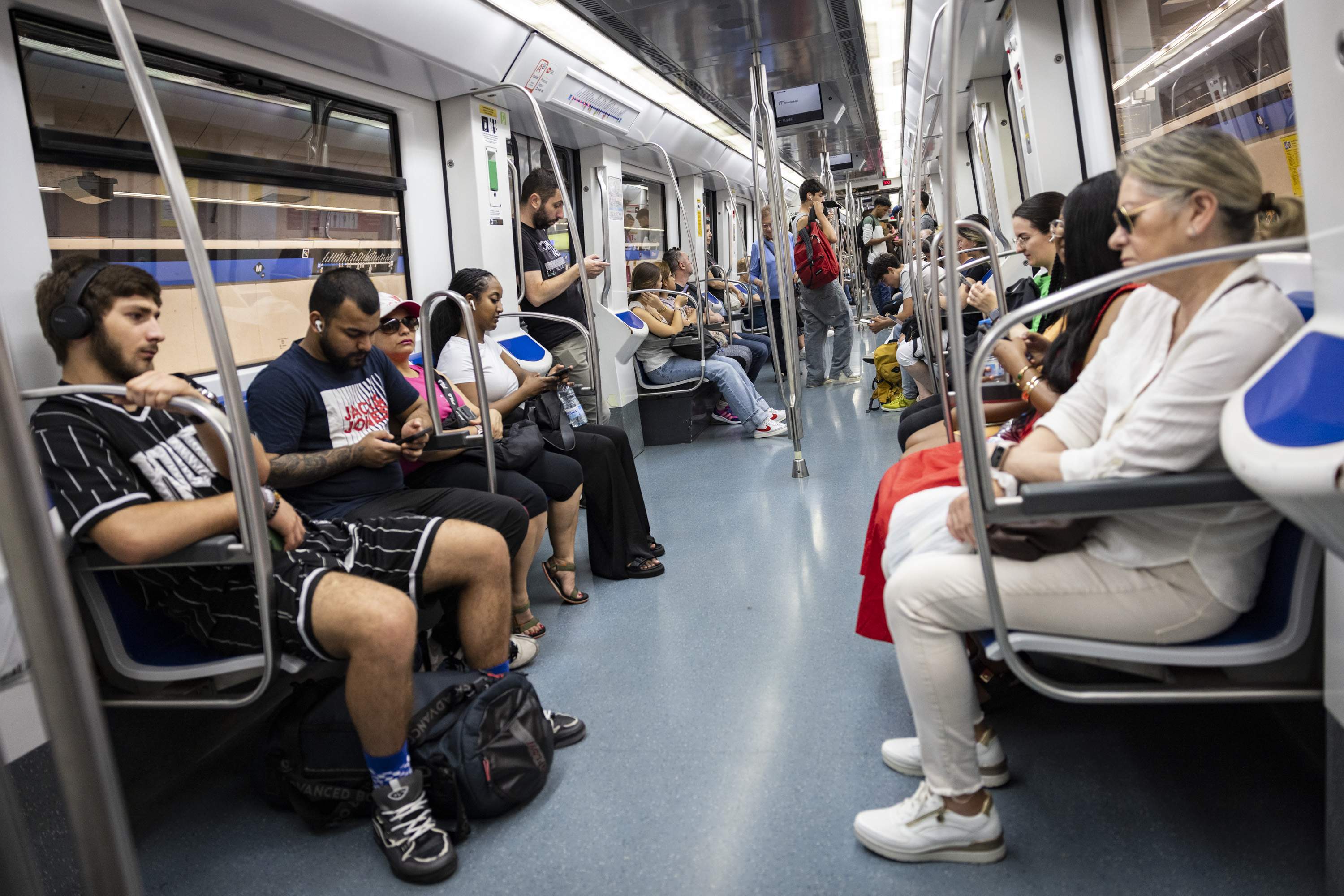 Afectaciones en la línea L3 de Metro de Barcelona por el corte temporal de un tramo