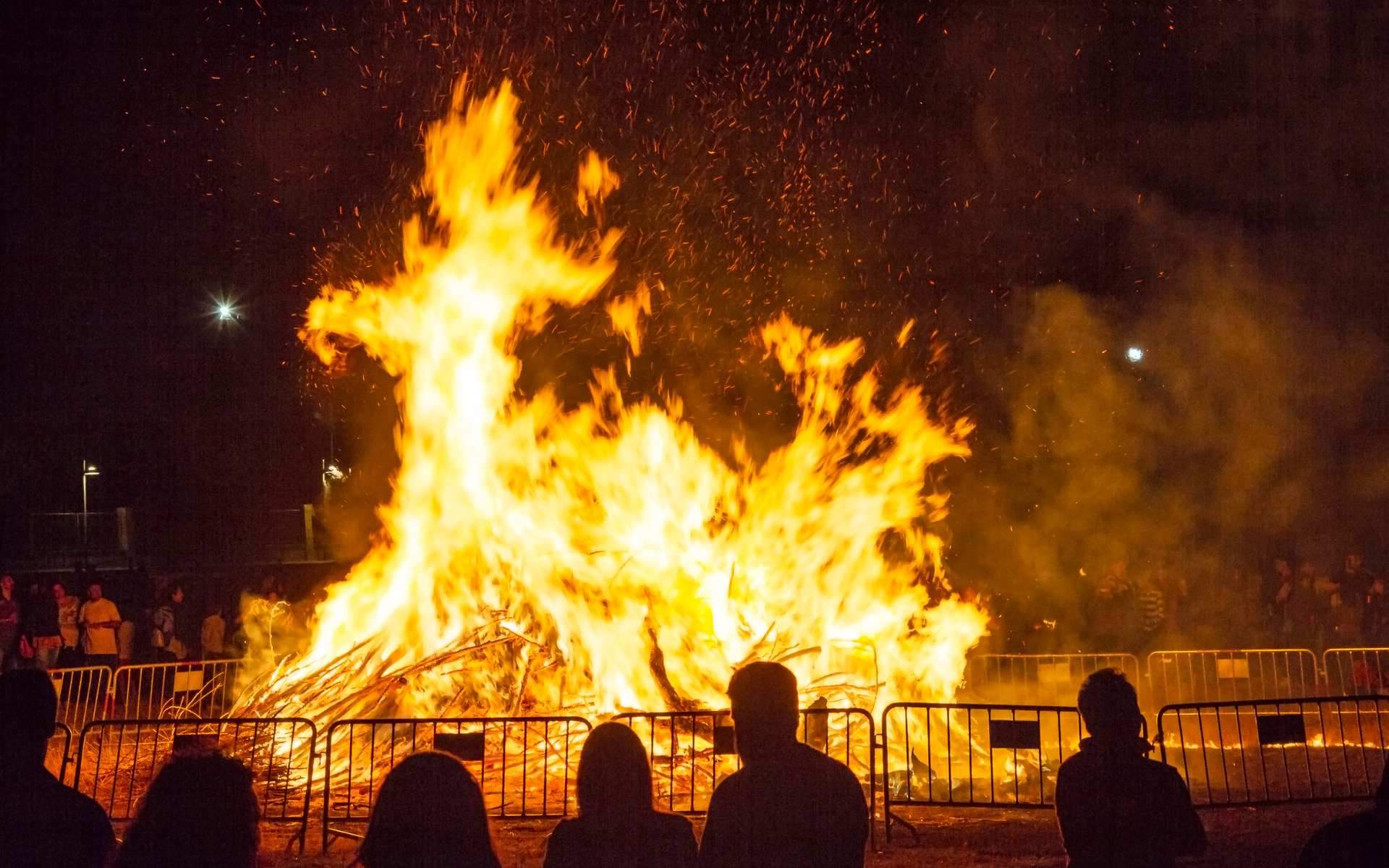 ¿Dónde es fiesta por San Juan, día 24 de junio?