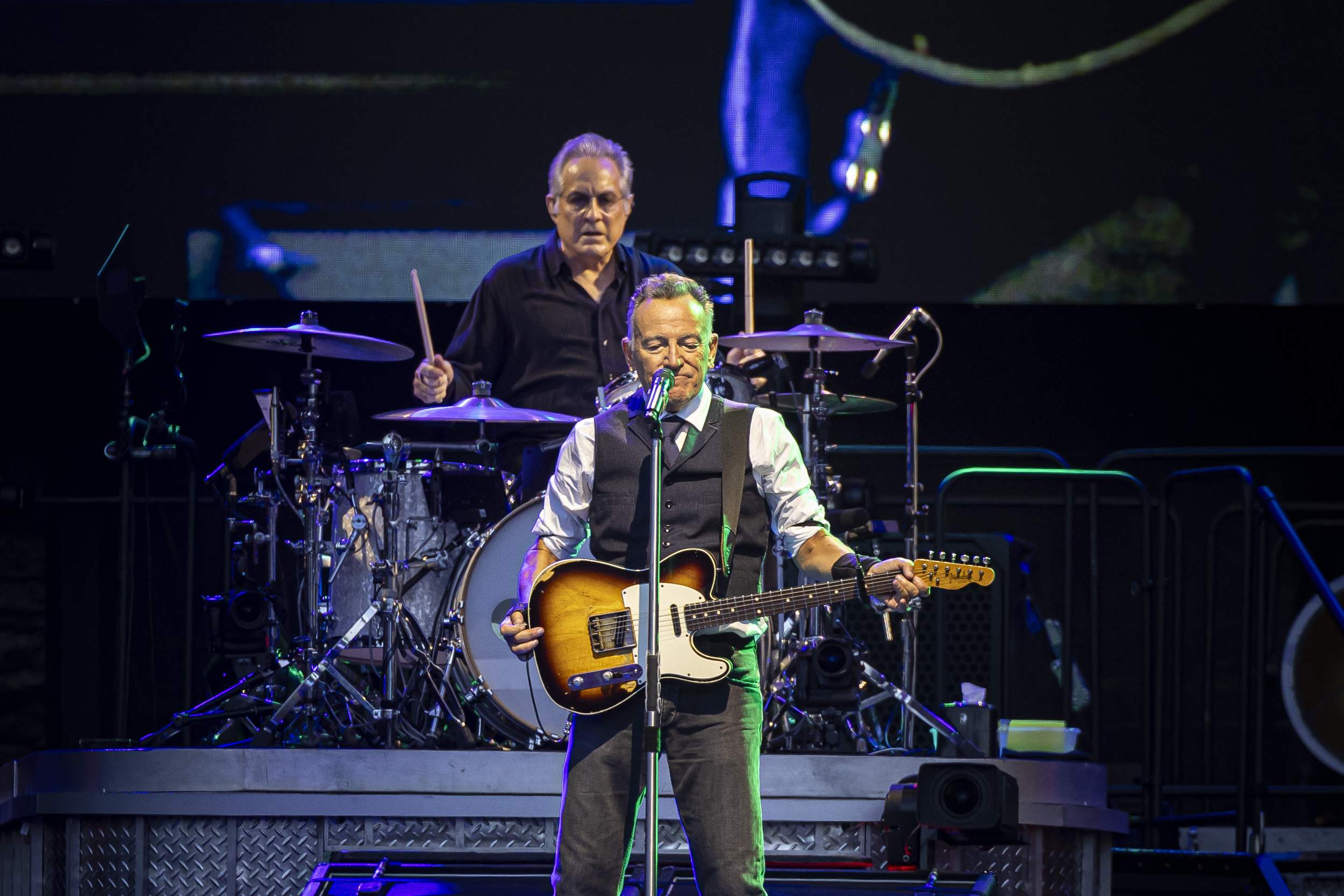 Bruce Springsteen inicia una gira en estados clave para que voten a Kamala Harris